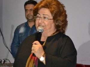 Güldal Akşit, Çorumlu Bayanlarla Buluştu