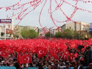 Cumhurbaşkanı Erdoğan Erzurum’da Halka Hitap Etti