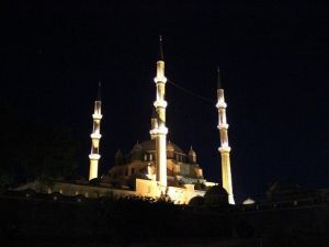 Selimiye Camii Berat Kandili’nde Doldu Taştı