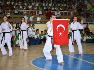 Mustafakemalpaşa’da Spor Şöleni