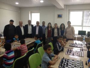 Varto’da Okullar Arası Satranç Turnuvası