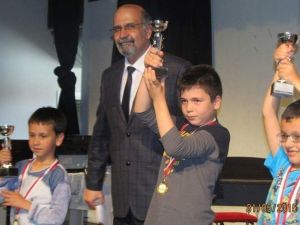 Genç Satranççılar Düzenlenen Turnuvada Umut Verdi