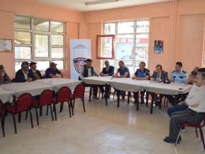 Erzincan Emniyeti Ulalar Beldesiyle Huzur Toplantısında