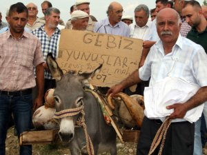 Çiftçilerden Eşekli Eylem