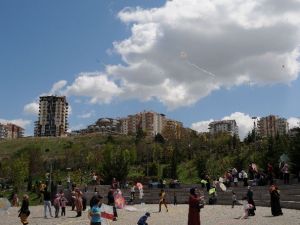 Pursaklar’da Uçurtmalar Gökyüzüne Bırakıldı
