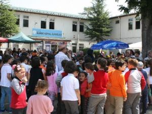 Okulları İçin Kermes Düzenlediler