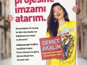 Demet Akalın Forum Kayseri’ye, Kitaplar Köy Okuluna