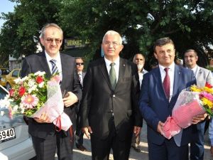 Fetrek Çayı Sultanlar Vadisi Projesine İş Makinesi Takviyesi