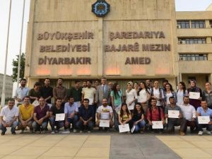 Eşbaşkan Anlı Amed Kitap Fuarı Komitesine Plaket Verdi