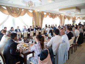 7. Meslek Komitesi Grup Toplantısında Üyelerle Bir Araya Geldi