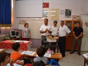 Ayvalık’ta Minikler Kuru Üzümleri Sevdi