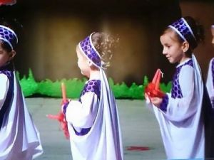 Anaokulu Öğrencilerinin Gösterilerine İzleyenlerden Tam Not