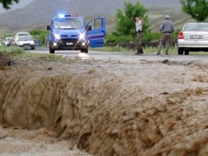 Aksaray’da Tarım Ve Hayvancılığı Sel Vurdu