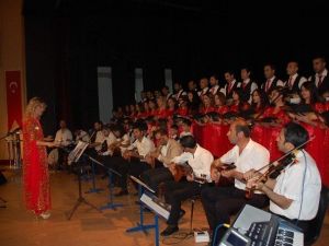Şehr-i Yaman Medeniyetler Korusu 5 Dilde Konser Verdi