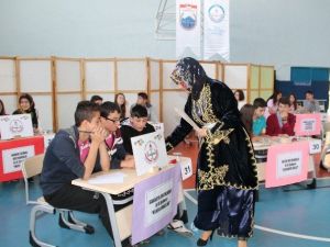 Tosya’da 5 Gün Sürecek Bilgi Şenliği Başladı