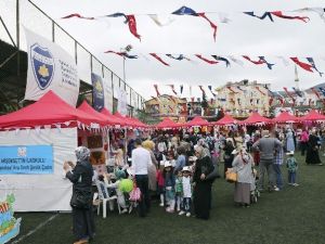 Anaokulları Şenliği Renkli Görüntülere Sahne Oldu