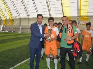Patnos’ta Okullar Arası Futbol Turnuvası