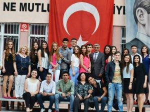 Ticaret Lisesinde Muhteşem Mezuniyet