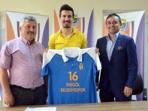 İnegöl Belediyespor’da Üç İmza