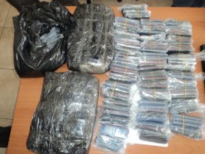 248 Kaçak Telefon Ele Geçirildi