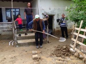 Kırıkkale’de Şiddetli Yağış Su Baskınlarına Neden Oldu.