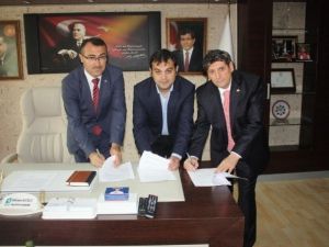 Bucak Belediyesi, Sosyal Denge Tazminatı Sözleşmesi İmzaladı