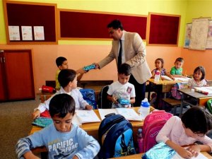 Başkan Kılınç Minikleri Sevindirdi