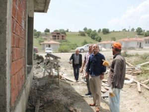 Tosya Kaymakamı Suluca Afet Konutlarında İncelemede Bulundu