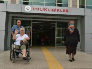 Başkan Böcek,”konyaaltı’nda Yüzler Gülüyor”