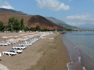 Adrasan’da Sezona Hazırlık Çalışmaları Devam Ediyor