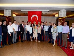 Sözlü: “Ekonomik Zenginlik, Çağdaş Hukuk Ve Demokrasiyle Olur”