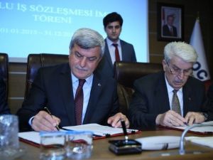 Büyükşehir’de 161 Sağlık İşçinin Sözleşmesi İmzalandı