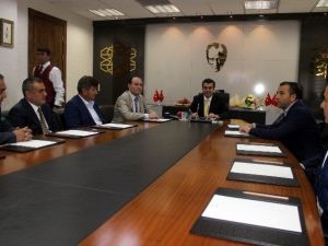 Kayserispor Yönetiminden Vali Düzgün’e Ziyaret