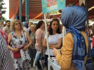 Adana’da Ak Parti’li Kadın Görevlilere Saldırı