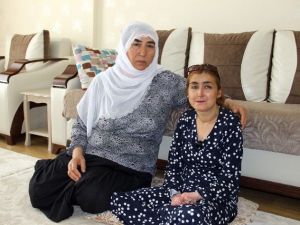 Milyonda Bir Görülen Hastalığa Düçar Olan Ebru’nun Tek İstediği, Önündeki Engellerin Kaldırılması