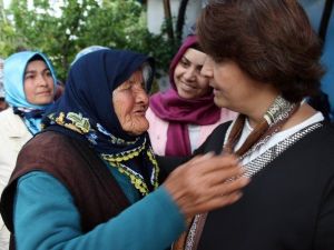 AK Parti Afyonkarahisar Milletvekili Adayı Remziye Sıvacı: