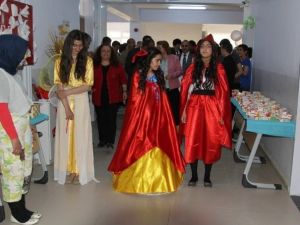 Öğrencilerden ‘Teknoloji Ve Tasarım’ Sergisi