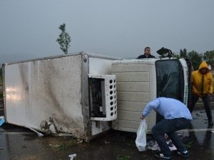 Yağmur Kazayı Da Beraberinde Getirdi: 1 Yaralı