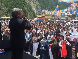 AK Parti Gümüşhane Milletvekili Üstün, Kürtün İlçesindeki Mitinge Katıldı