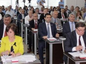 Çanakkale Belediye Meclisi’nde Lokma Gerginliği