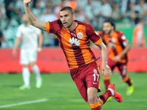 Burak Yılmaz’dan Kariyerinde Bir İlk