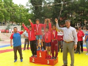 Savaştepe Belediyesi Güreş Kulübü Açıldı