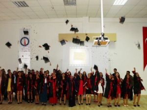 Hisarcık Anadolu Lisesinde Mezuniyet Coşkusu