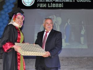 Korkuteli Anadolu Öğretmen Lisesi İlk Mezunlarını Verdi