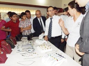 Halk Eğitim Merkezi’nde Yılsonu Sergisi Açıldı