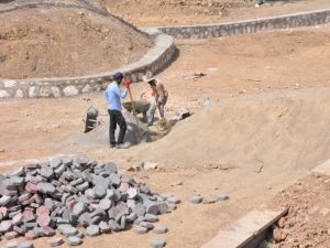 Siirt Belediyesi Park Yapım Çalışmalarına Başladı