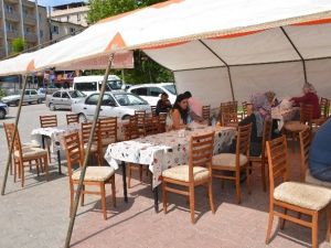 Bilecik’te Açılan Kermeslere Vatandaşlar Yoğun İlgi Gösteriyor