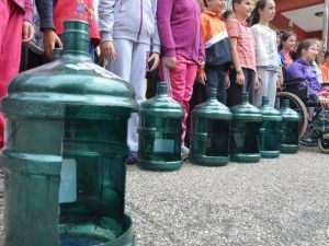 İnegöl’deki Sokak Hayvanları Aç Kalmayacak