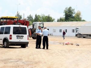 Antalya’da İş Makinesinin Silindiri Altında Kalan İşçi Can Verdi