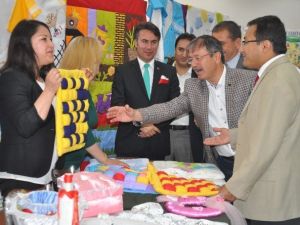 Kadınların El Emeği Göz Nurları Görücüye Çıktı